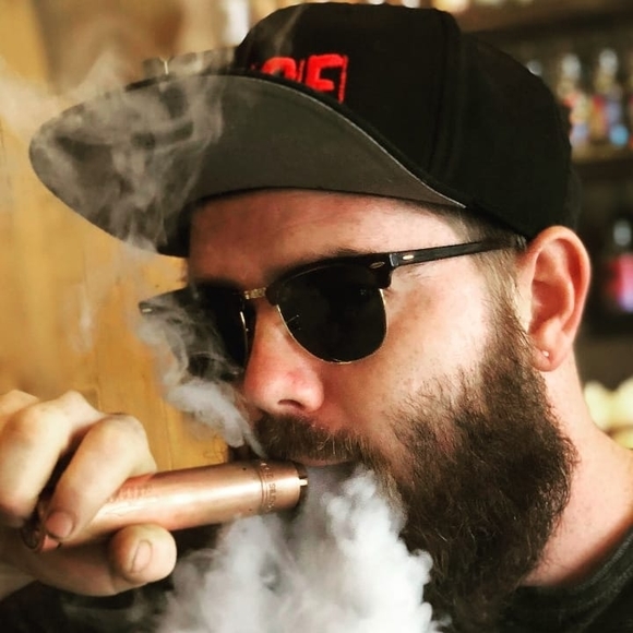 Meet your Posher, Tarrin - Picture 1 of 1